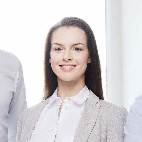 Demi Zalalem, Leiter des technischen Supports bei Finanzi