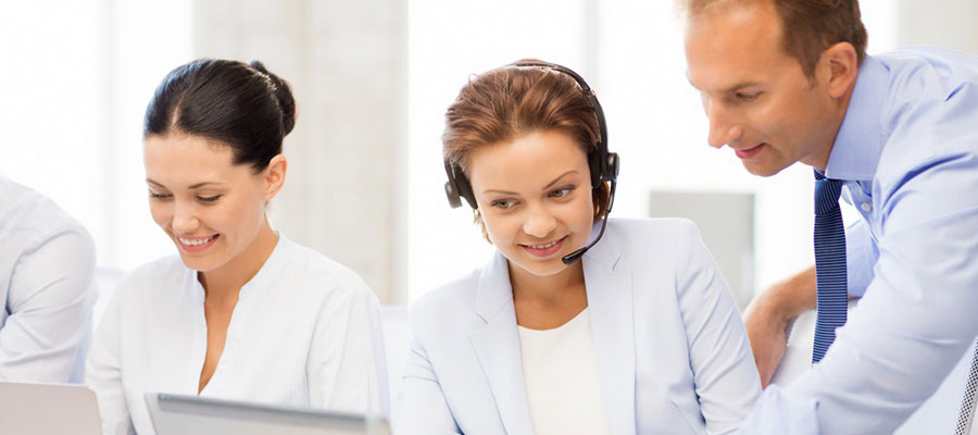 Person in einem Videoanruf für Online-Beratung