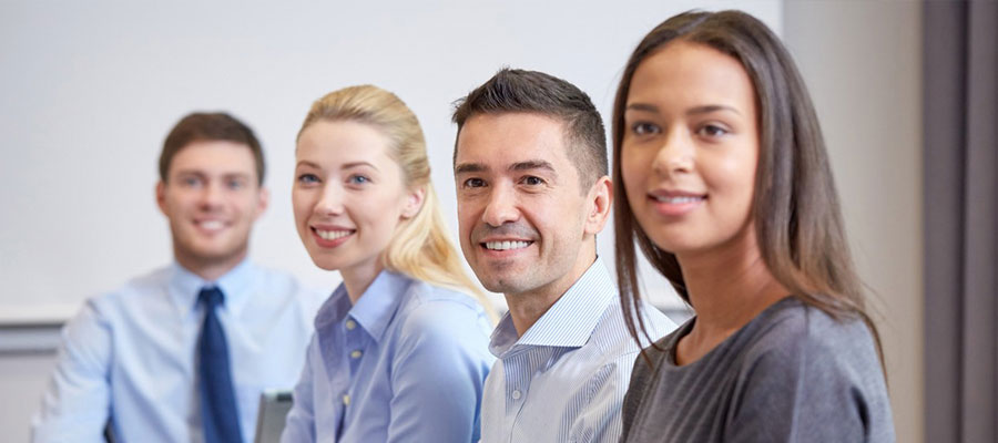 Nahaufnahme eines Computers und einer Tastatur